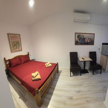 Wow Cazare Cîmpineanca Exterior foto